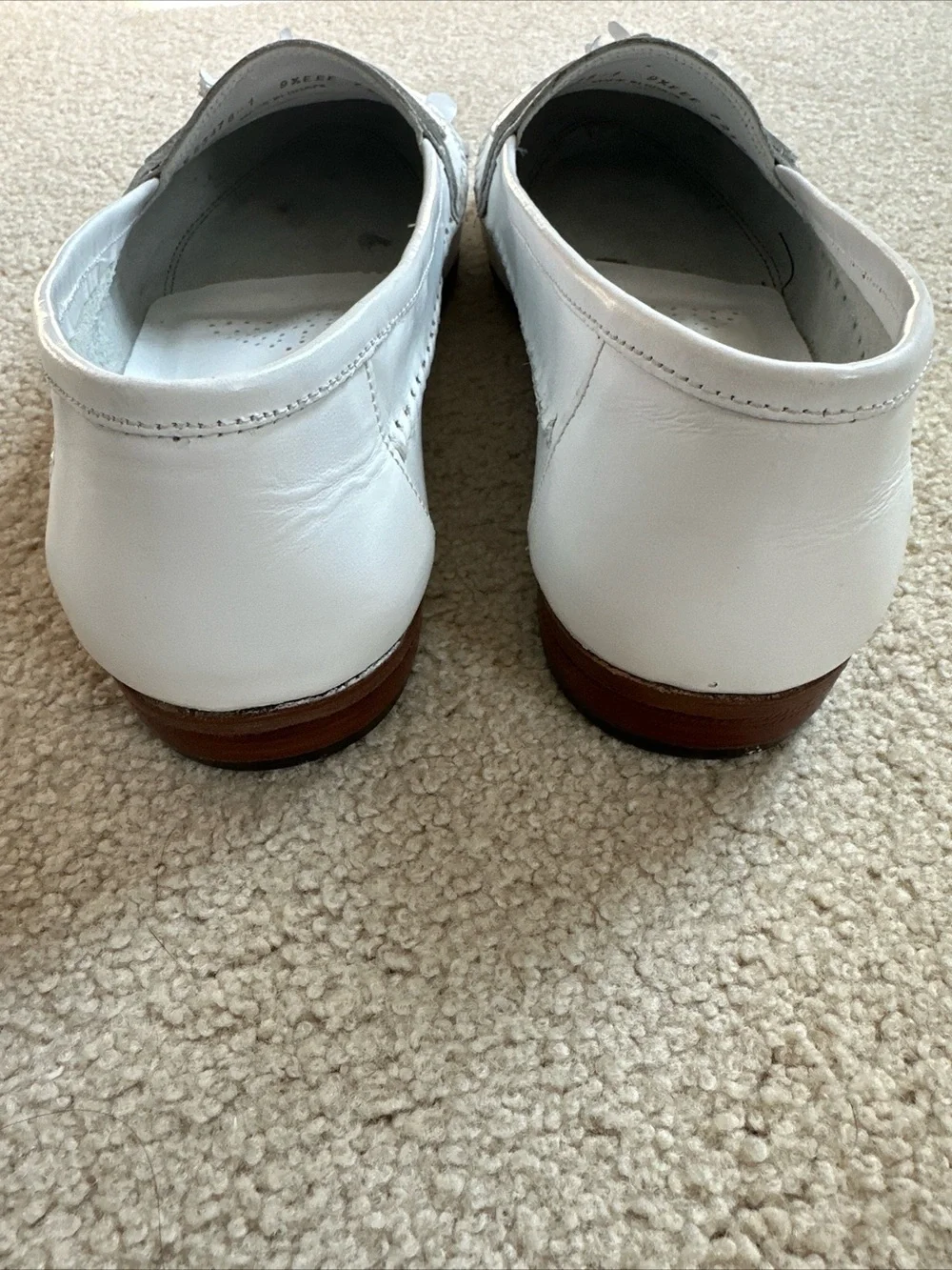 Giorgio Brutini White Leather Tassel Kiltie Loafers